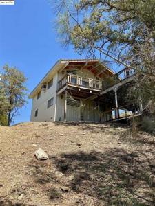 75 Poker Flat rd, Cipperopolis, California 95228