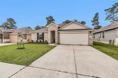 312 Pecos Drive, Huntsville, Texas 77340, USA