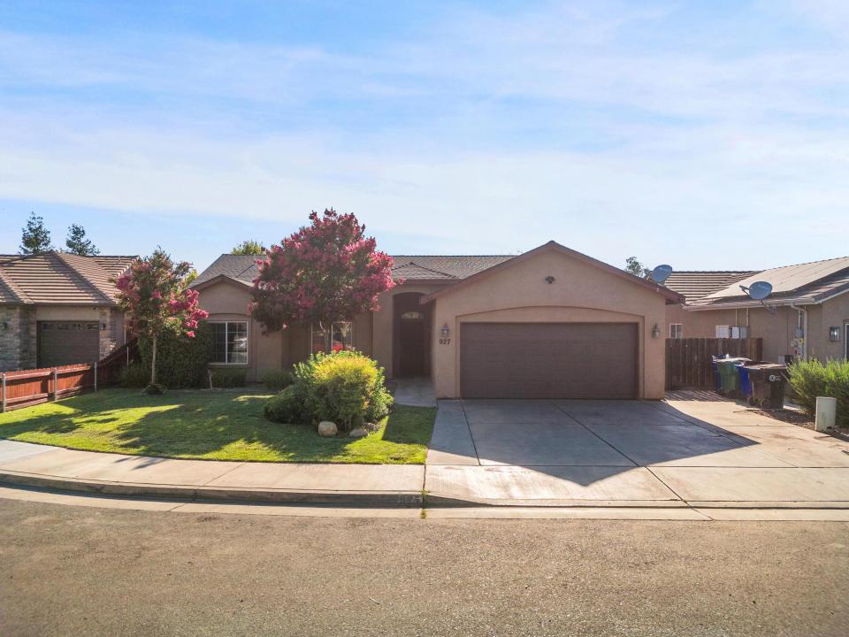 927 Shadowood Place, Porterville, Калифорния 93257, Соединенные Штаты