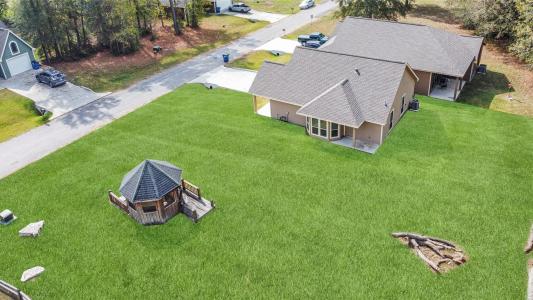 2 Firewood Road, Huntsville, Texas 77340, USA