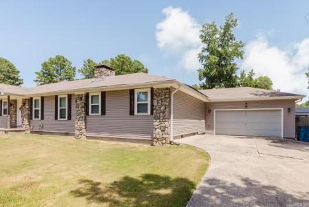 1602 Woodland Dr, Bryant, Arkansas 72022, USA