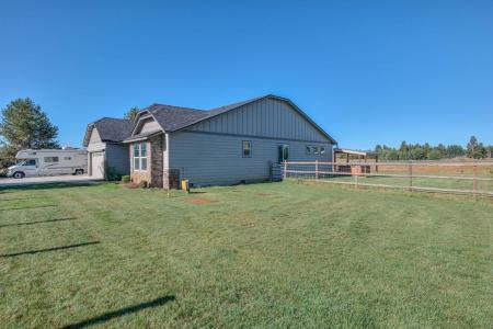 53475 Bridge Drive, La Pine, 俄勒冈州 97739, 美国