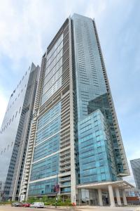 340 E Randolph Street , P5-21, Chicago, Illinois 60601, USA