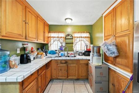 9430 Parmelee ave, Los Angeles, California 90002, HOA KỲ