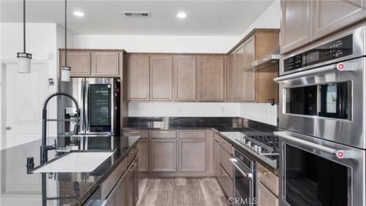 750 Green Court, Perris, California 92571