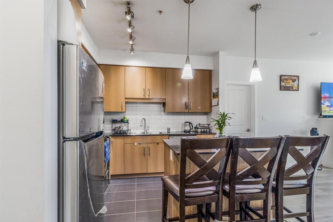 22290 NORTH AVE AVENUE, Maple Ridge, 不列颠哥伦比亚省 V2X 8Z8, 加拿大