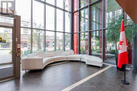 15 JAMES FINLAY WAY, Toronto (downsview-roding-cfb), Ontario M3M 0B3, Kanada