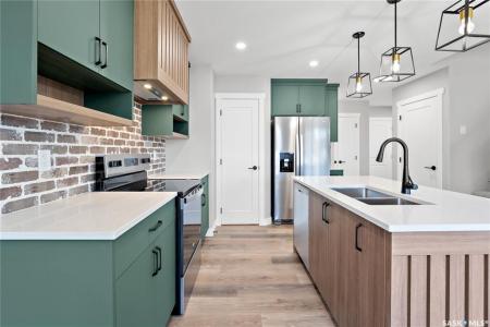 3080 DUMONT WAY, Regina, Saskatchewan S4V 3Z3, Canada