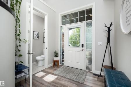 110 RIDEAU PLACE, Beaumont, Alberta T4X 1Z6, Kanada