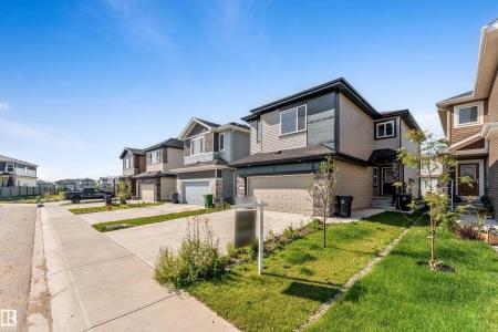 327 ROBERTS WYND, Leduc, Alberta T9E 1P9, Canada