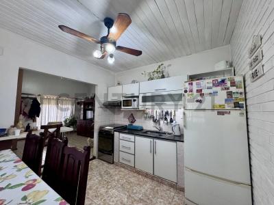 Macias 7141, Tres De Febrero, GBA Oeste 1684, Argentina