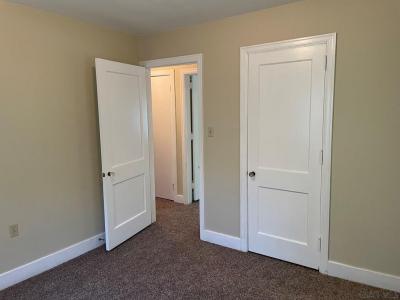 438 Belmont Street, Apt 1, Johnstown, 賓夕法尼亞州 15904, 美國