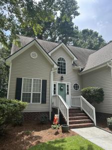 1912 N Smokerise Way, Mount Pleasant, SC 29466, USA