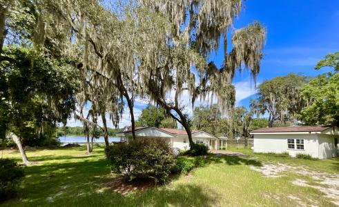 145 Depot Rd., Hawthorne, Flórida 32640, Estados Unidos