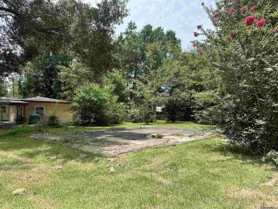 2081 S Woodcrest St, Denham Springs, Louisiana 70726, Amerika Birleşik Devletleri