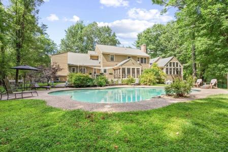 9 Stagecoach Rd, Princeton, Massachusetts 01541, USA