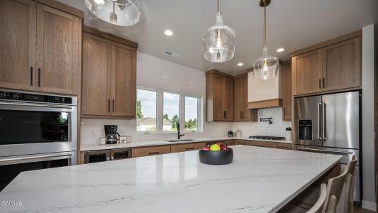 5834 Misty Waters Drive, Bismarck, Dakota Du Nord 58503, États-Unis