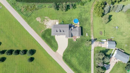 411 West St, Pierson, Iowa 51048, Estados Unidos