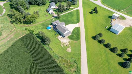 411 West St, Pierson, Iowa 51048, Estados Unidos