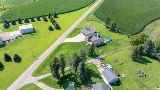 411 West St, Pierson, Iowa 51048, Estados Unidos