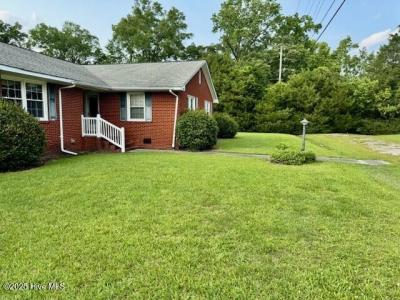 6812 Brooks Alley, Grifton, North Carolina 28530