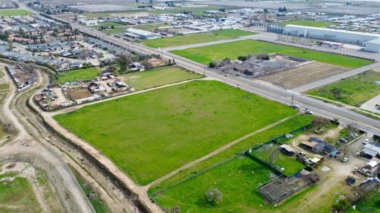 4865 E Jensen Ave, Fresno, California 95725, USA