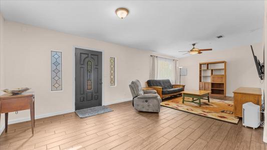 9372 Lamar St, Spring Valley, カリフォルニア 91977, アメリカ合衆国