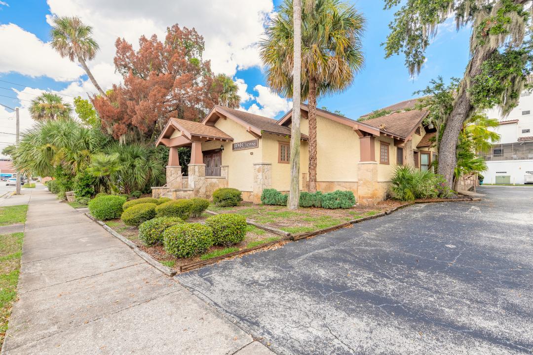 205 Magnolia Street, New Smyrna Beach, Florida 32168