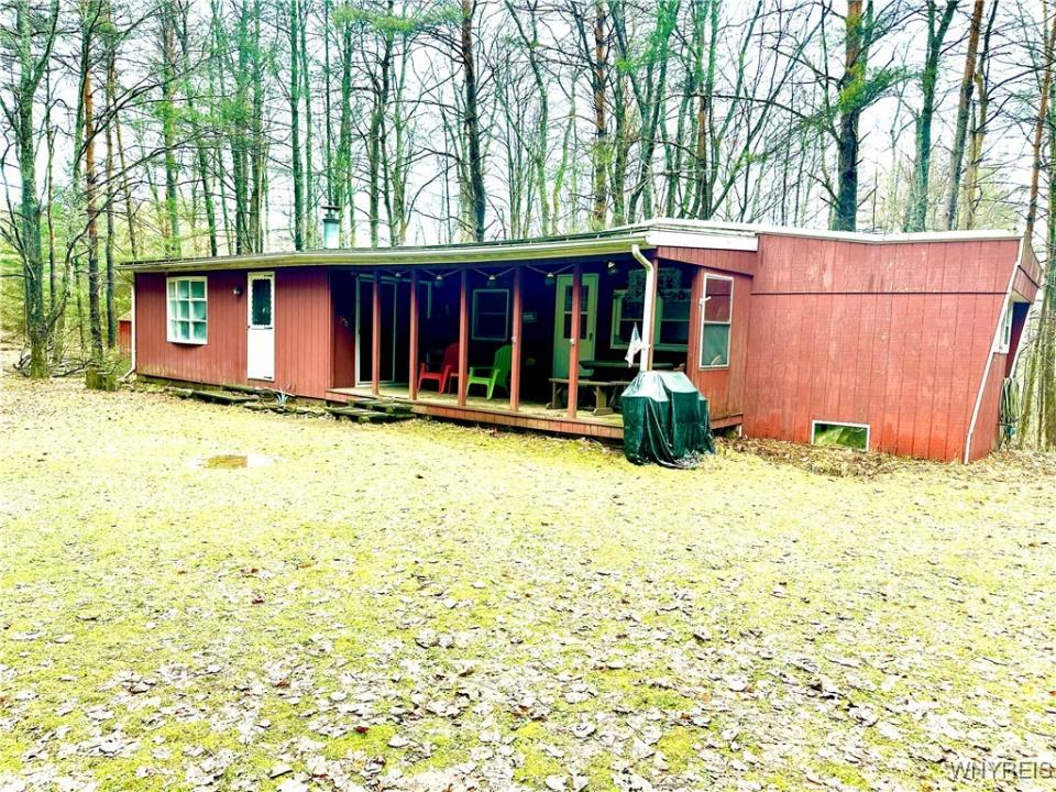 3634 Pine Ridge Road, Clarksville, Nova Iorque 14727, Estados Unidos