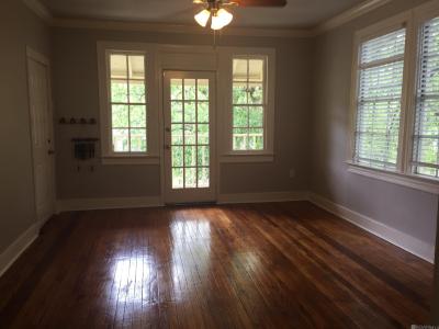 718 Park Blvd #4, Baton Rouge, לואיזיאנה 70806, ארצות הברית של אמריקה 