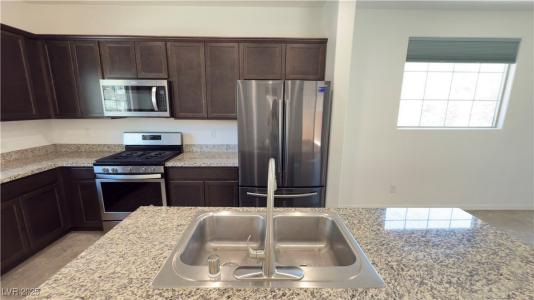 3017 Young Bouvier Avenue, Henderson, 内华达州 89044, 美国