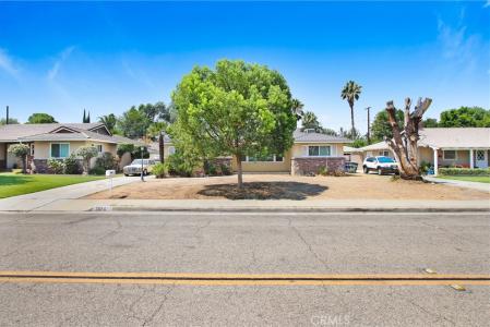 3878 Lafayette Street, Riverside, California 92503, USA