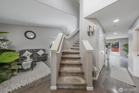 18824 Silver Creek Avenue, Puyallup, Washington 98375, Stati Uniti