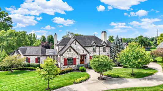 8581 Hunt Club Road, Zionsville, Indiana 46077, USA