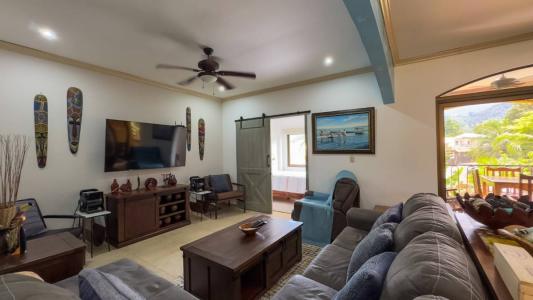 Punta de Oro , Playa Herradura Jacó Garabito, 푼타레나스 61101, 코스타 리카