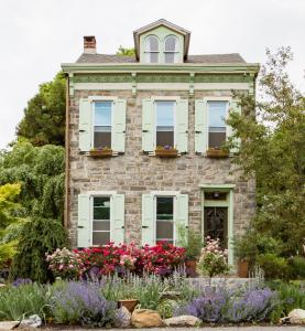 2571 Hill Rd, Reading, Pennsylvania 19606, USA