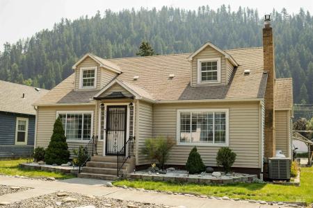 527 Brown Avenue, Orofino, Idaho 83544, USA