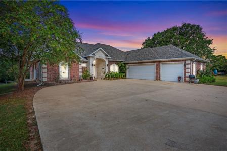 19331 Fm-1452 W, Normangee, Texas 77871, USA