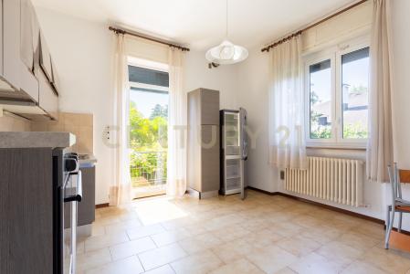 Via Giuseppe Garibaldi, Rescaldina, Lombardia 20027, איטליה