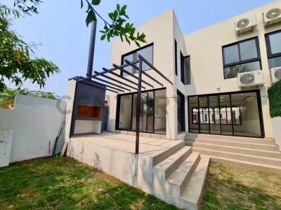 Dr. Morinigo Delgado c/Yacyreta - Barrio Santa Rosa , Lambaré, Central 00001, Paraguay