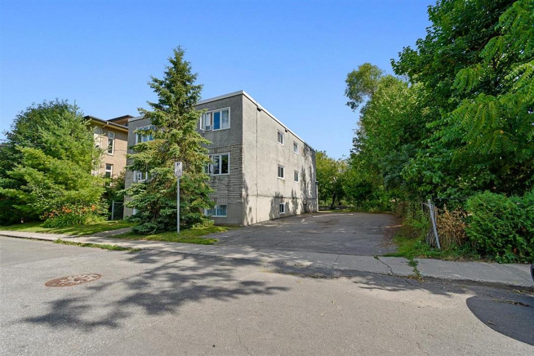 49 Rue De Lanaudière, Gatineau (Hull), 魁北克省 J8Z 3G6, 加拿大