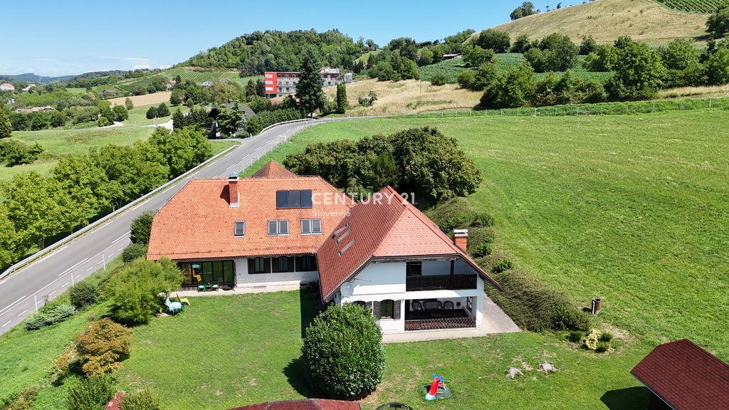 Vukovski dol, Pesnica, Podravska 2221, Eslovênia