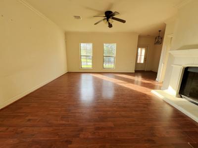328 Shelby Claire, Houma, 路易西安纳州 70360, 美国