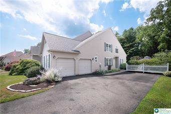 2073 Rolling Meadow Drive, Macungie, Pennsylvania 18062