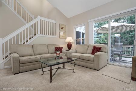 5540 River Park Drive, Waterford, Michigan 48327, USA