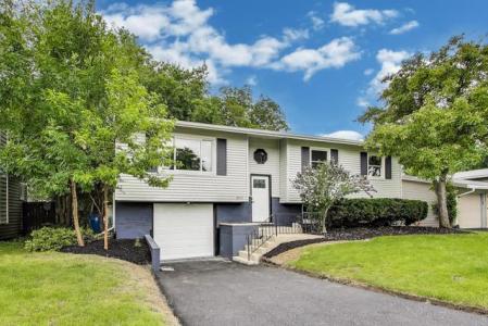 6915 Hawthorne Ln, Hanover Park, Illinois 60133, Estados Unidos