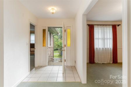 27 Country Road, Hendersonville, 北卡罗来纳州 28791, 美国