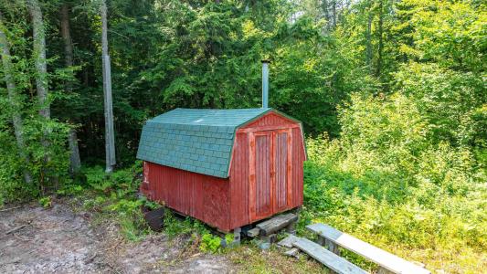 27221 Bootjack, Lake Linden, Michigan 49945, États-Unis