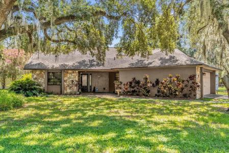 4612 REYNOSA DRIVE SW, Winter Haven, Florida 33880, USA