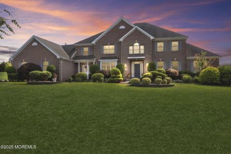 3 Saxon Court, Freehold, NJ 07728, USA